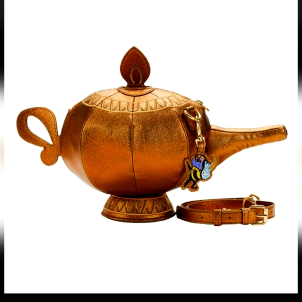 Disney NWT Aladdin Genie Lamp Crossbody
